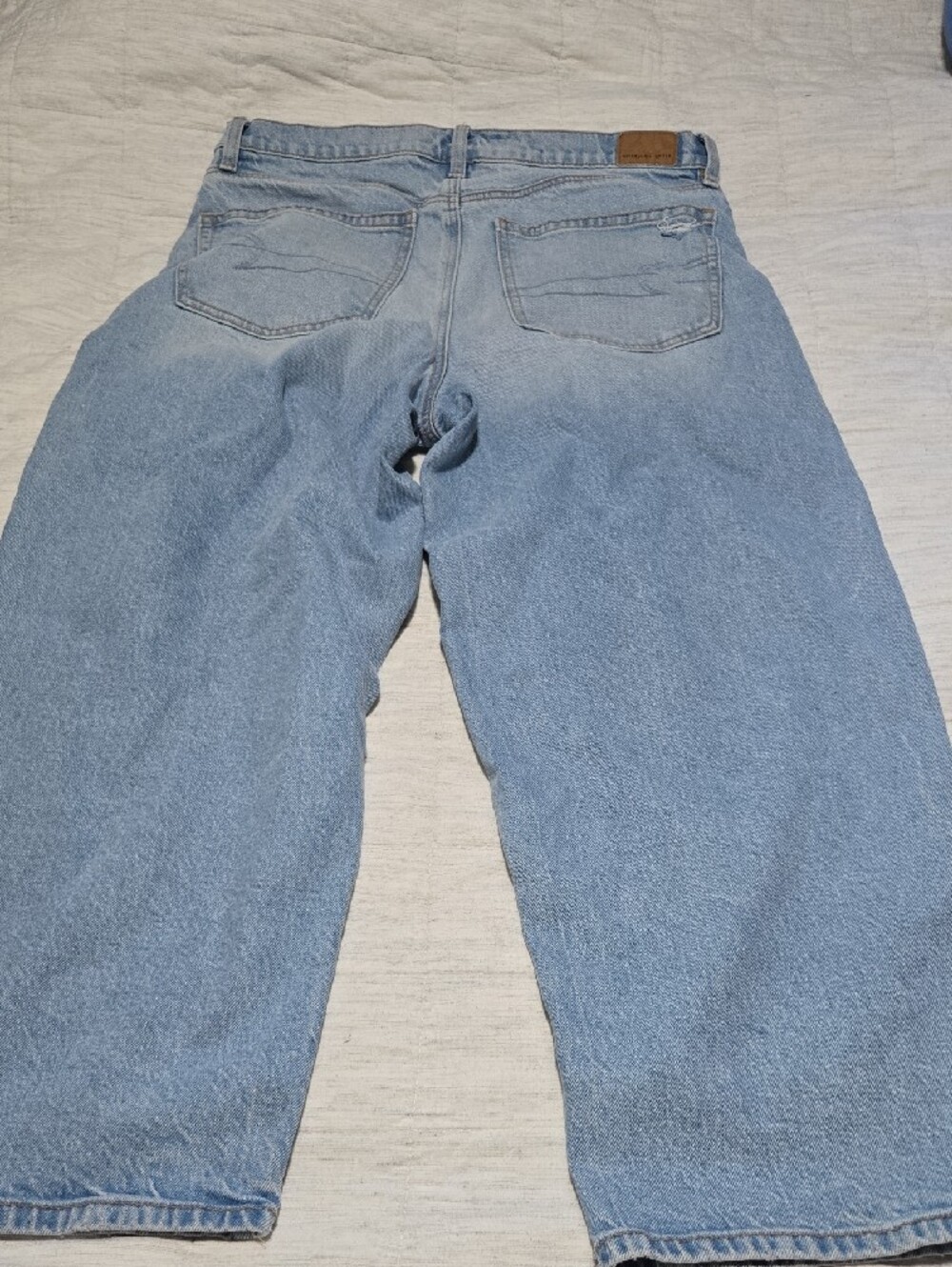 American Eagle Outfitters Light Blue High-Rise Barrel Jeans - Picture 7 of 11